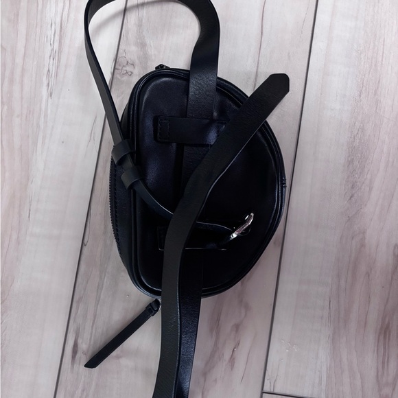 Metallic Silver and Black Quilted Women's Belt Bag - Picture 4 of 7